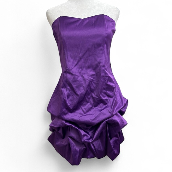 Wishes Wishes Wishes Dresses & Skirts - Wishes Wishes Wishes Size 9 Strapless Purple Bubble Hem Party Dress